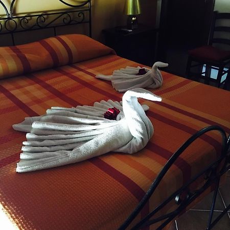 Bed and Breakfast La Bianca Scogliera Реальмонте Екстер'єр фото